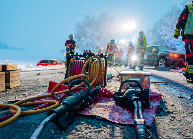 Glätteunfall bei Vierkirchen - Drei Fahrzeuge involviert